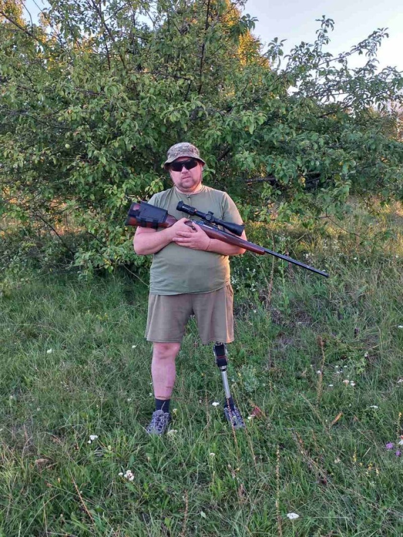 - Eкзопротезування